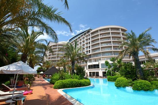 hotel-lara-beach