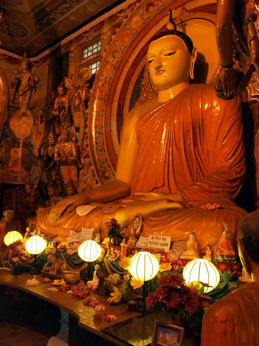 Buddha-Gangaramaya-Temple-blog