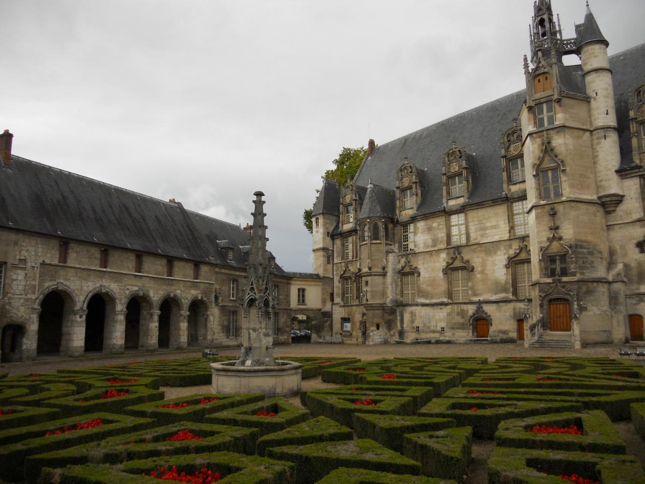 Beauvais Castle